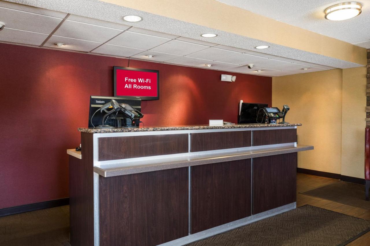 Red Roof Inn Cincinnati Northeast - Blue Ash Exterior foto