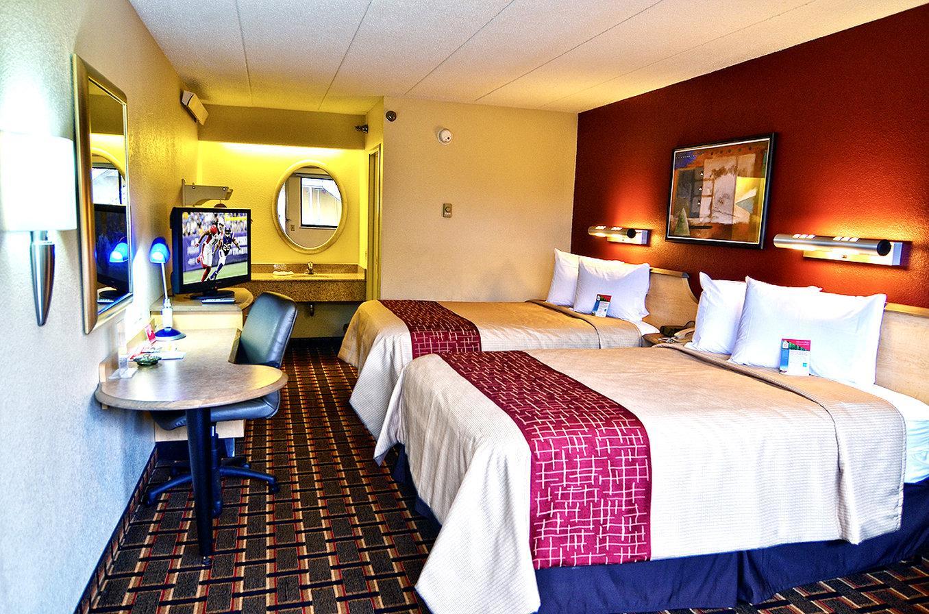 Red Roof Inn Cincinnati Northeast - Blue Ash Exterior foto