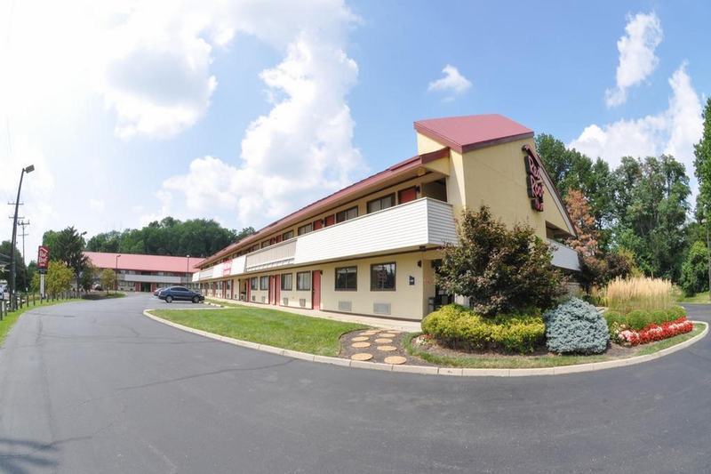 Red Roof Inn Cincinnati Northeast - Blue Ash Exterior foto