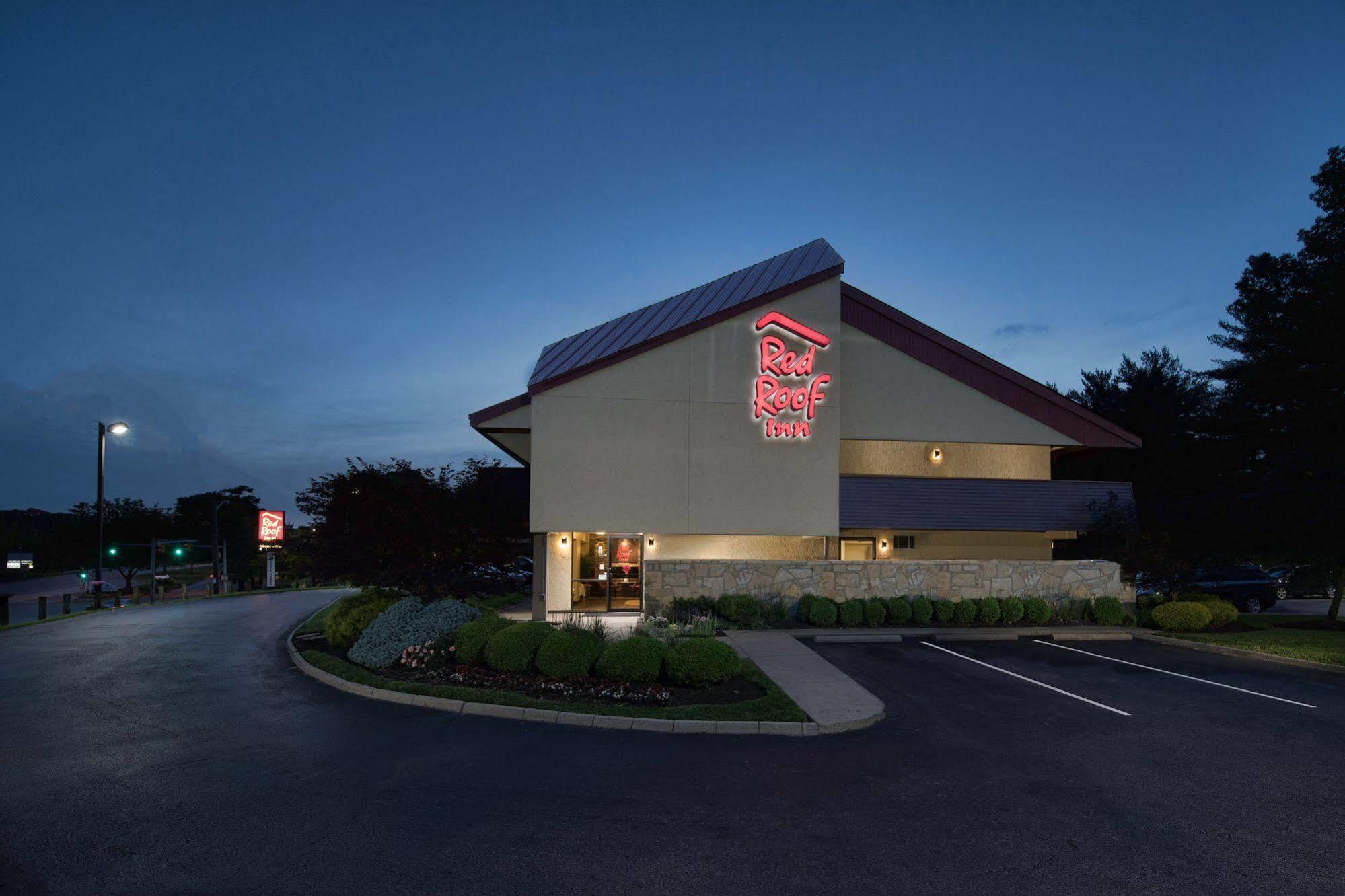 Red Roof Inn Cincinnati Northeast - Blue Ash Exterior foto